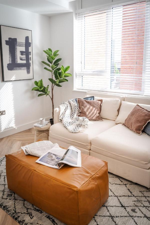 Royal House Stylish Apartments - Chester Ngoại thất bức ảnh